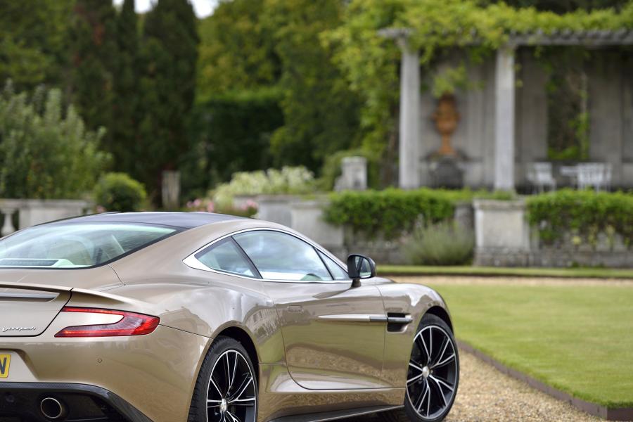  Aston Martin Vanquish 2012 года  (WW) (фото 113 из 167)